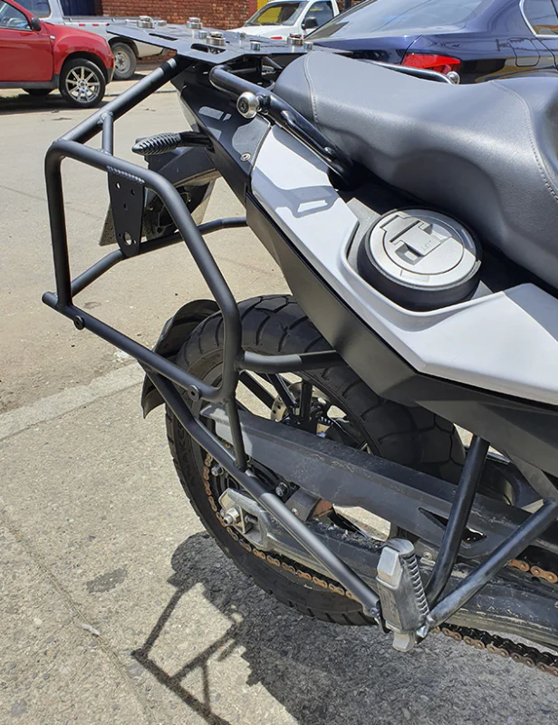 HERRAJE LATERAL BMW F 700 - F 800 GS (12-18) - Image 3