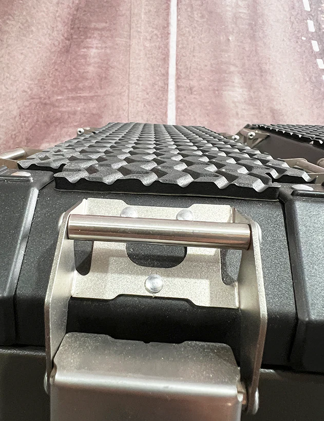 PROTECTOR DE TAPA LATERAL (PAR) - Image 3